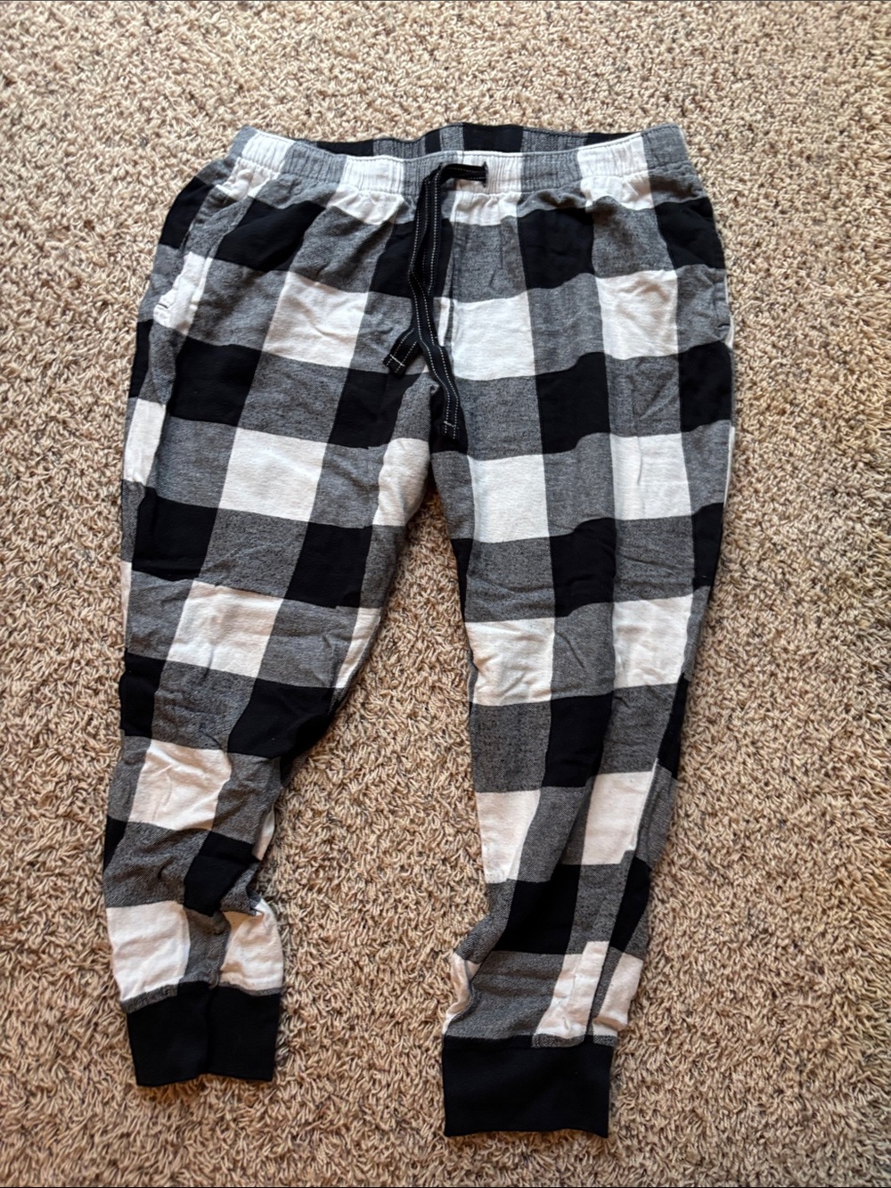 Old Navy Black and White Plaid Joggers